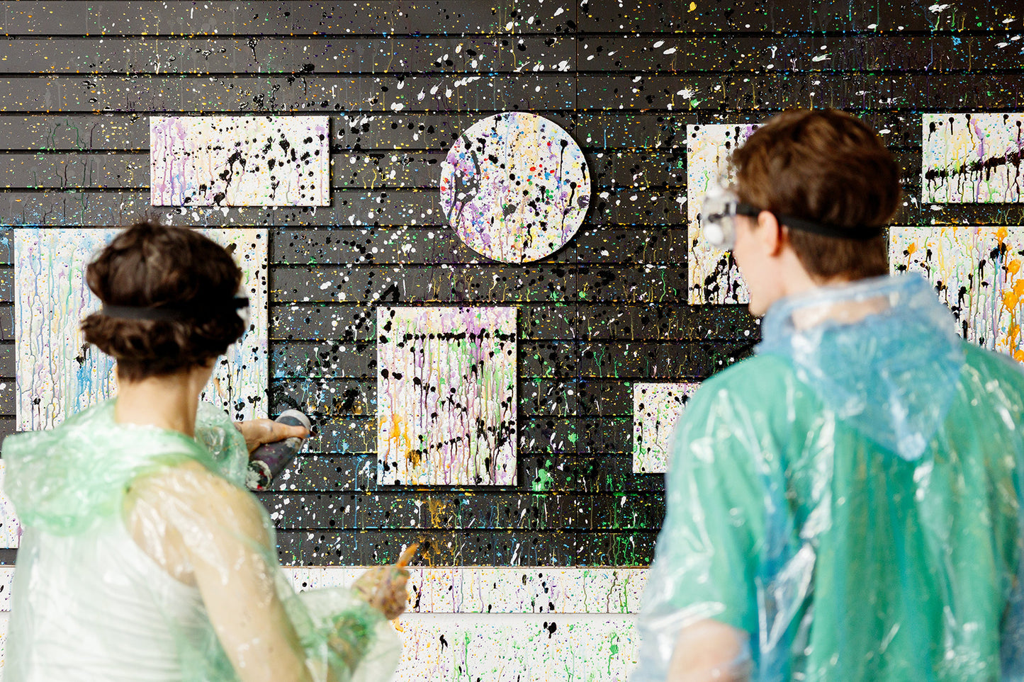 Splatter Painting & Paint Pouring Session